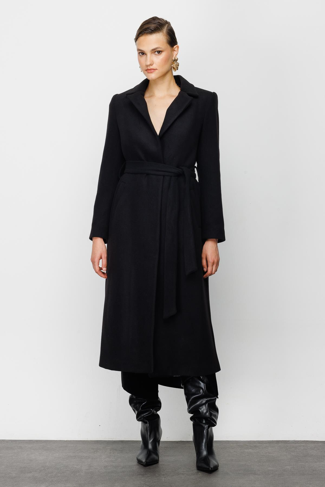 Nefeli Siyah Kaşe Kaban