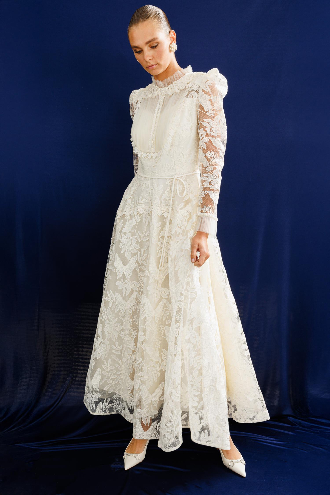 Omuz İşleme Detaylı Dantel Elbise BEYAZ