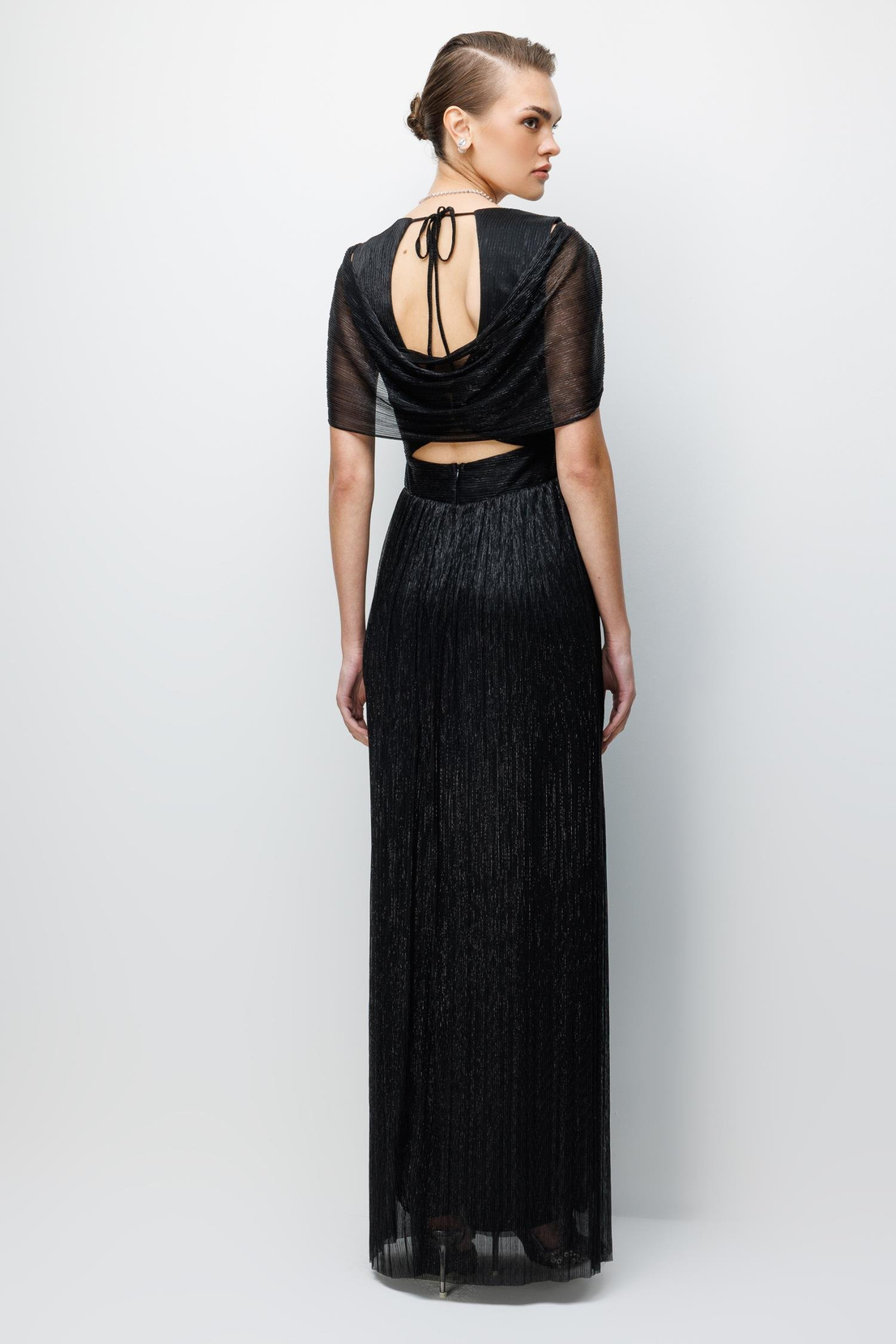 Omuz Pelerin Detaylı Maxi Boy Elbise SİYAH