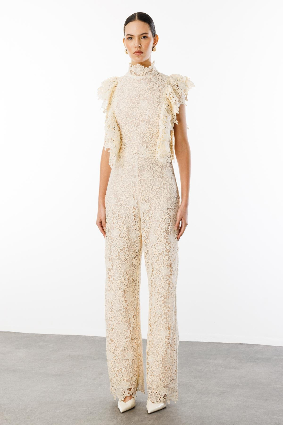 Omuzdan Fırfırlı  Maxi Boy Dantel  Tulum AÇIK BEJ