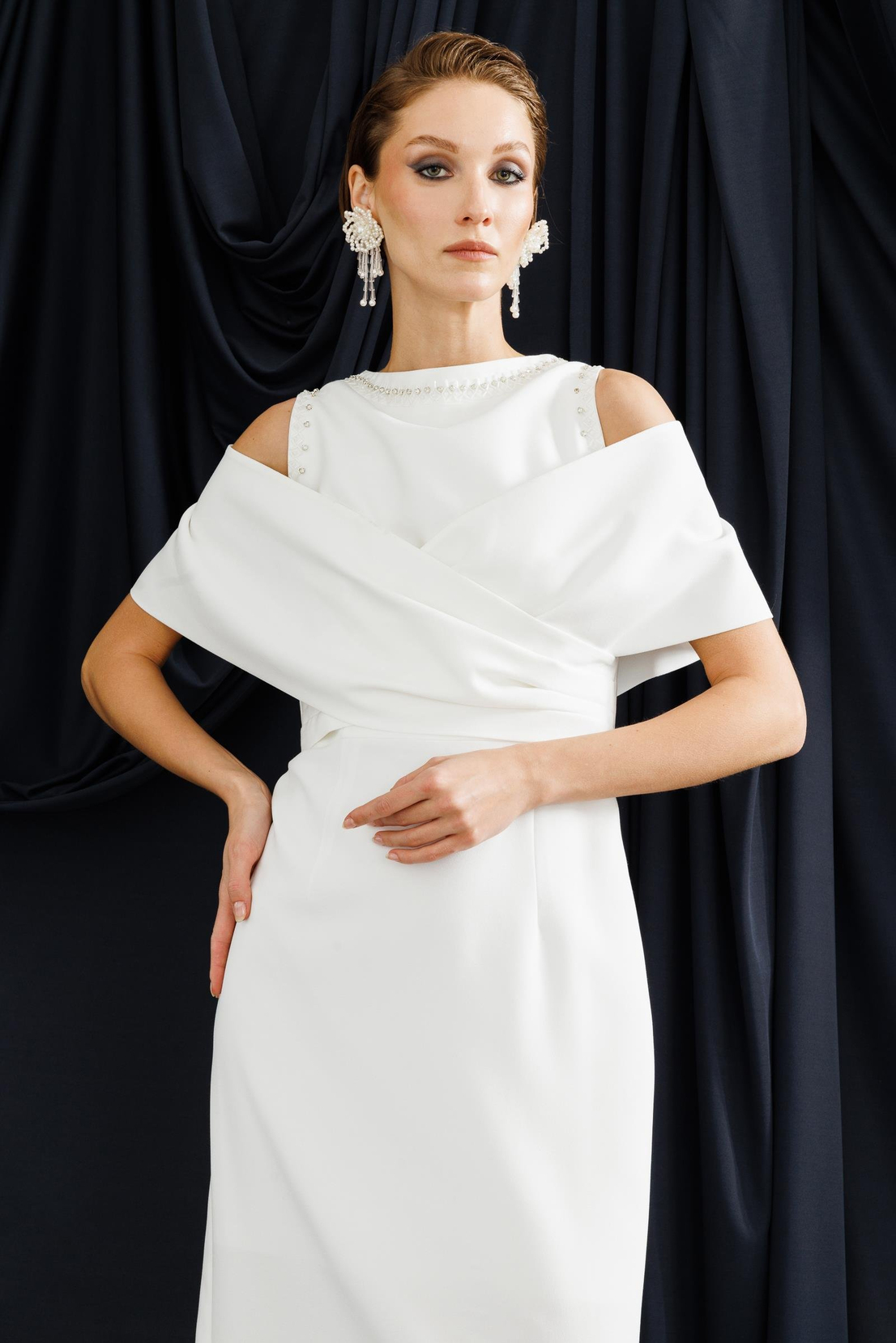 Omuzdan Kruvaze Şal Detaylı Elbise EKRU