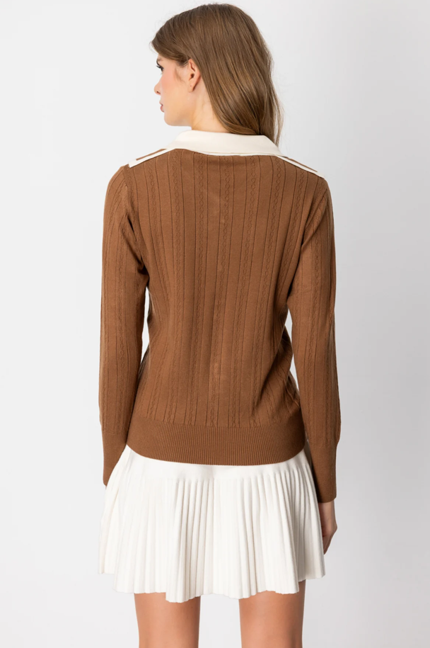 Önü Düğmeli Yakalı Triko Kazak MOCCA