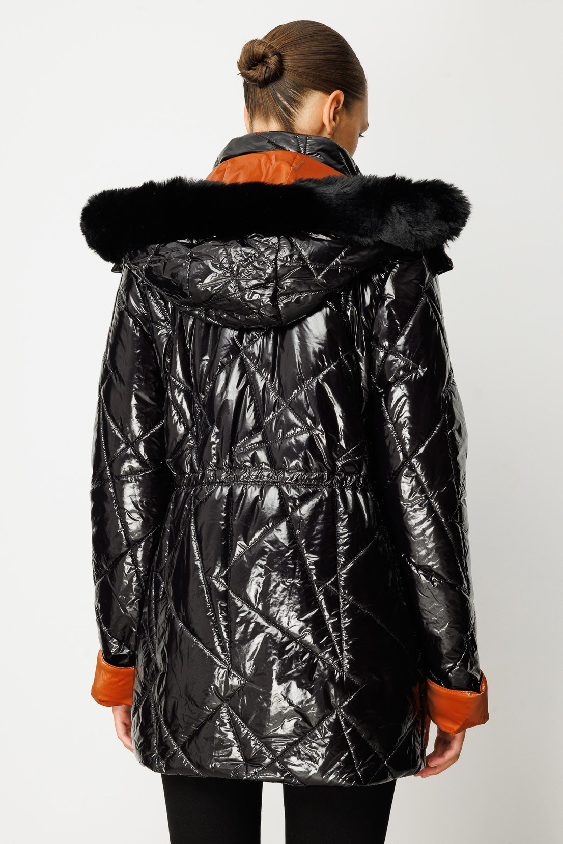 Parlak Detaylı Şişme Mont SİYAH