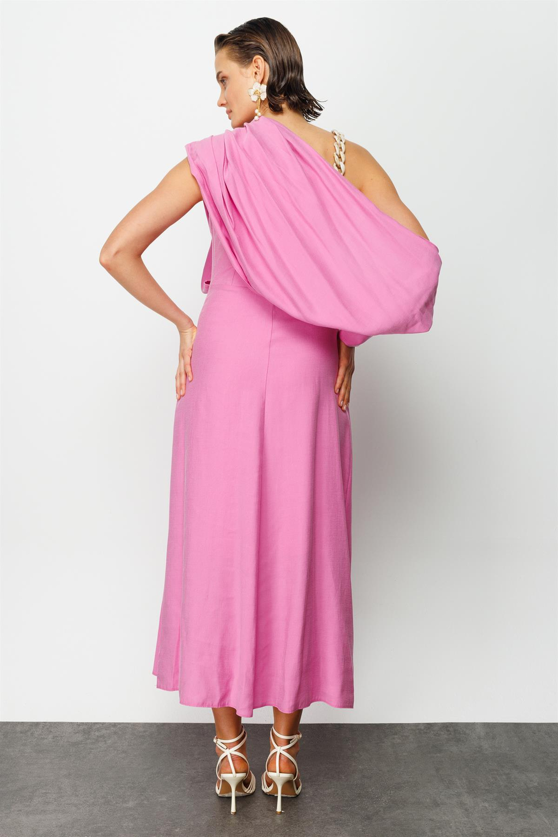 Pembe Kruvaze Model Sıfır Kol Elbise