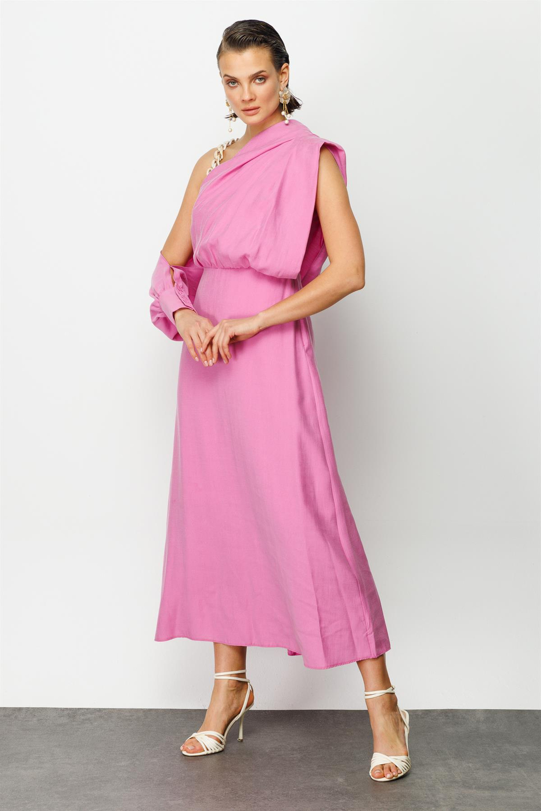 Pembe Kruvaze Model Sıfır Kol Elbise