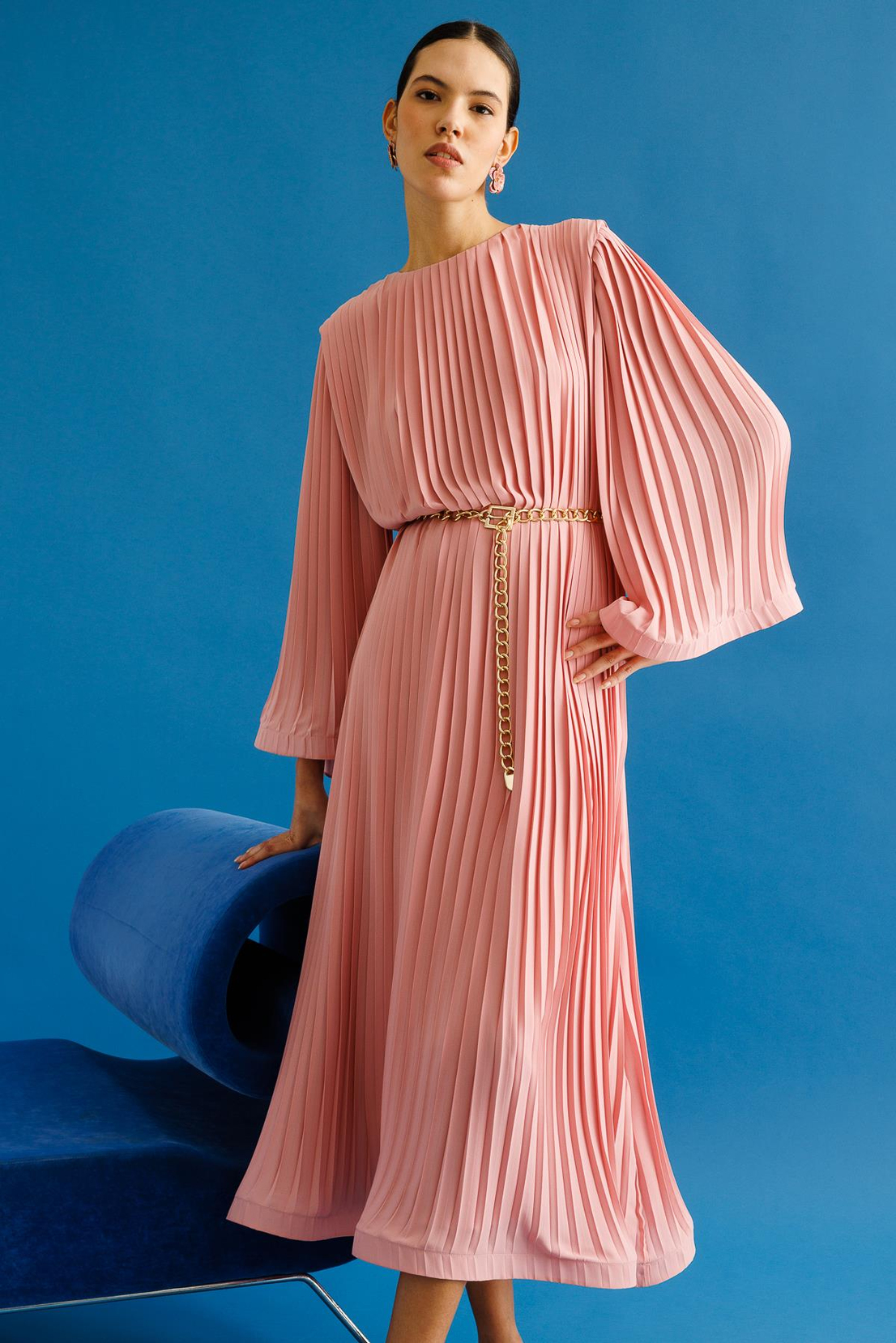 Piliseli Grenli Zincir Kemerli Elbise PUDRA