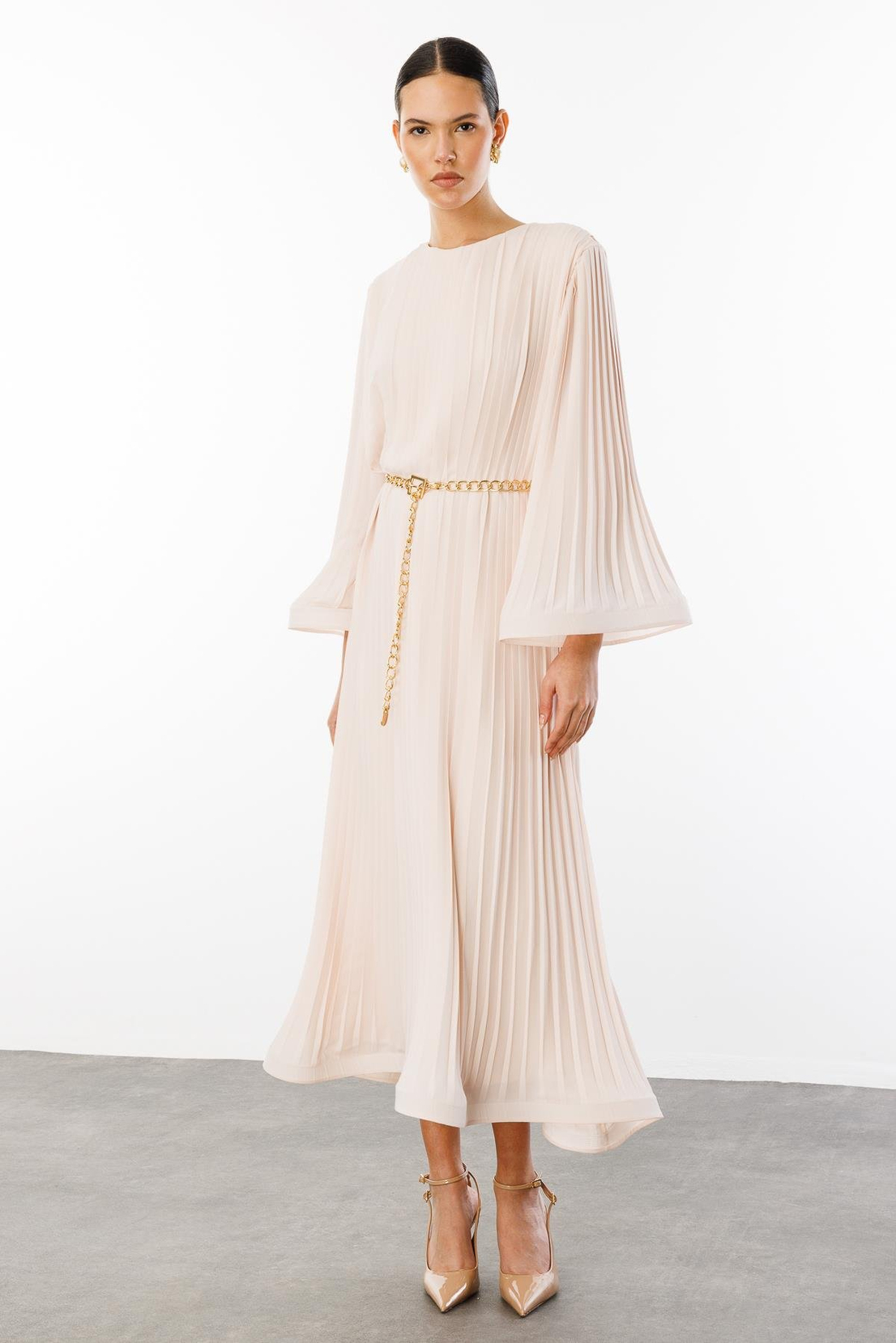 Piliseli Grenli Zincir Kemerli Elbise BEJ