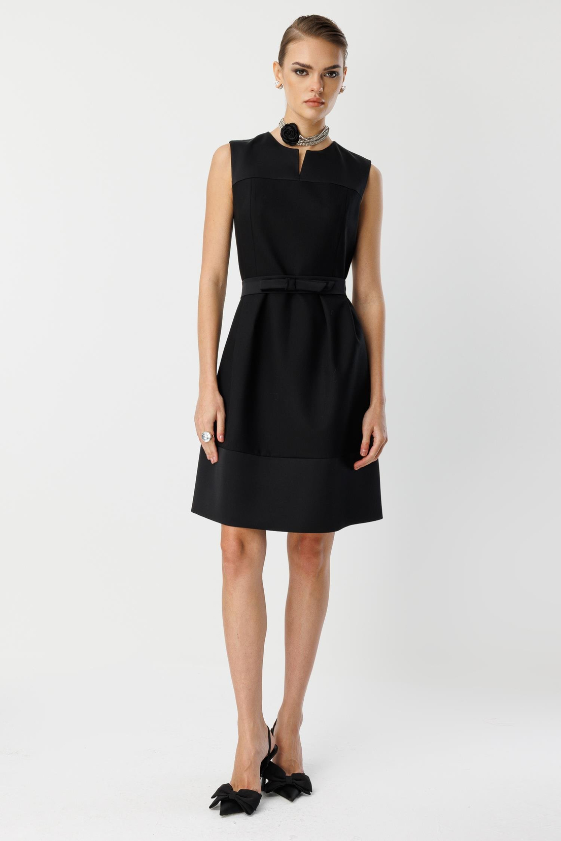 Saten Detaylı Elbise SİYAH