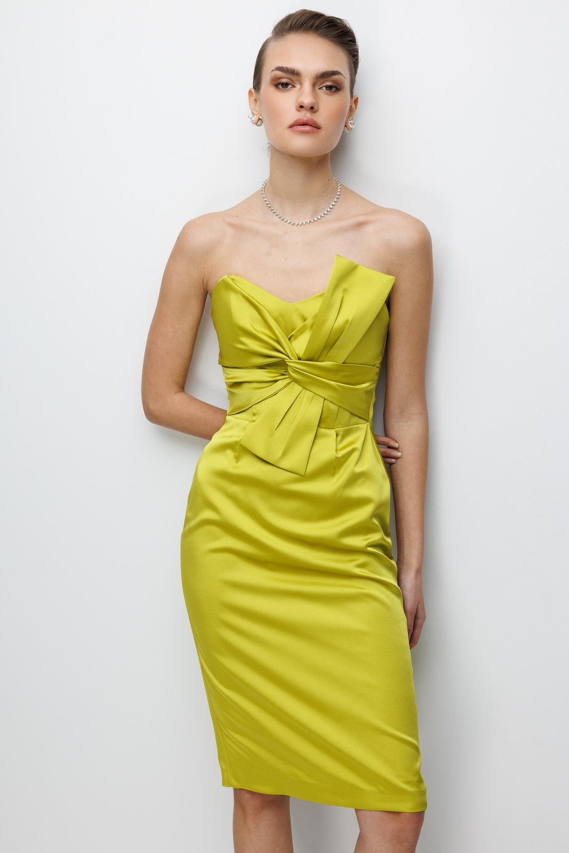 Straplez Fiyon Detaylı Elbise YAĞ YEŞİLİ