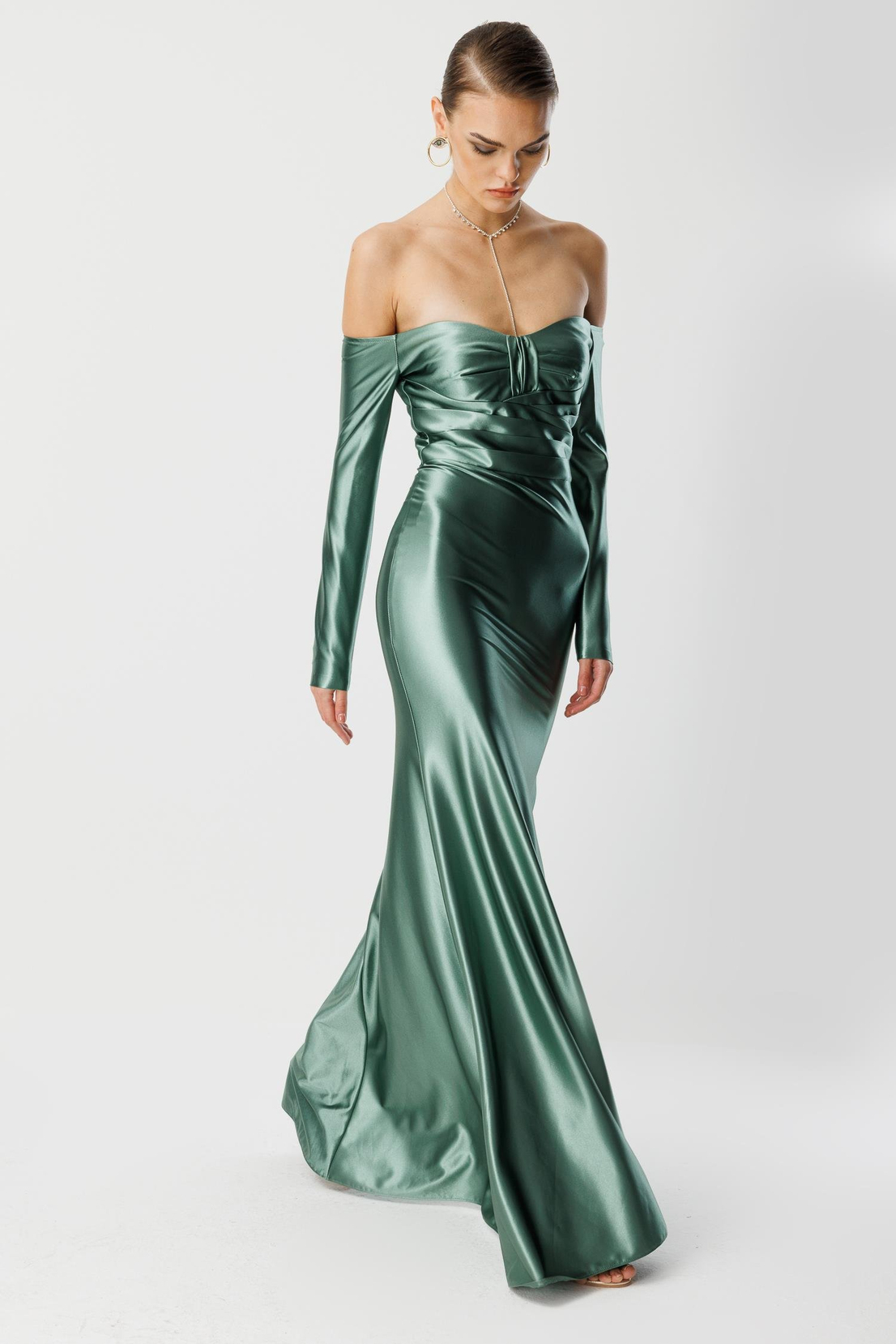 Straplez Uzun Kol Saten Elbise YEŞİL
