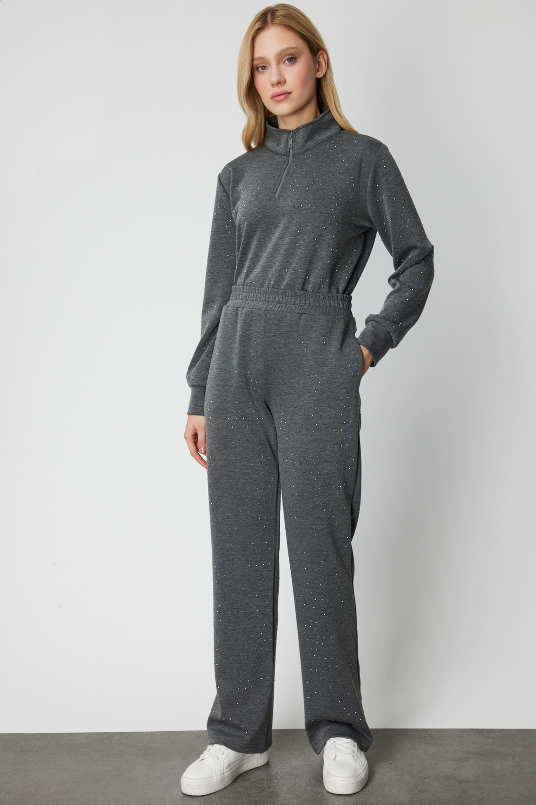 Tamamı Taşlı Bol Paça Eşofman Alt ANTRASİT