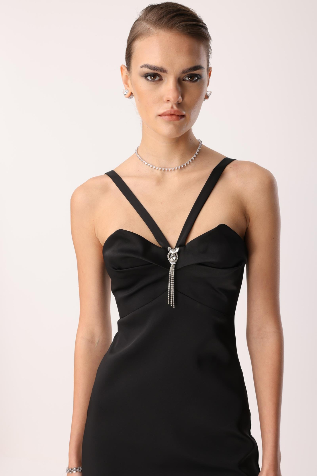 Yaka Askı Detay Mini Elbise SİYAH