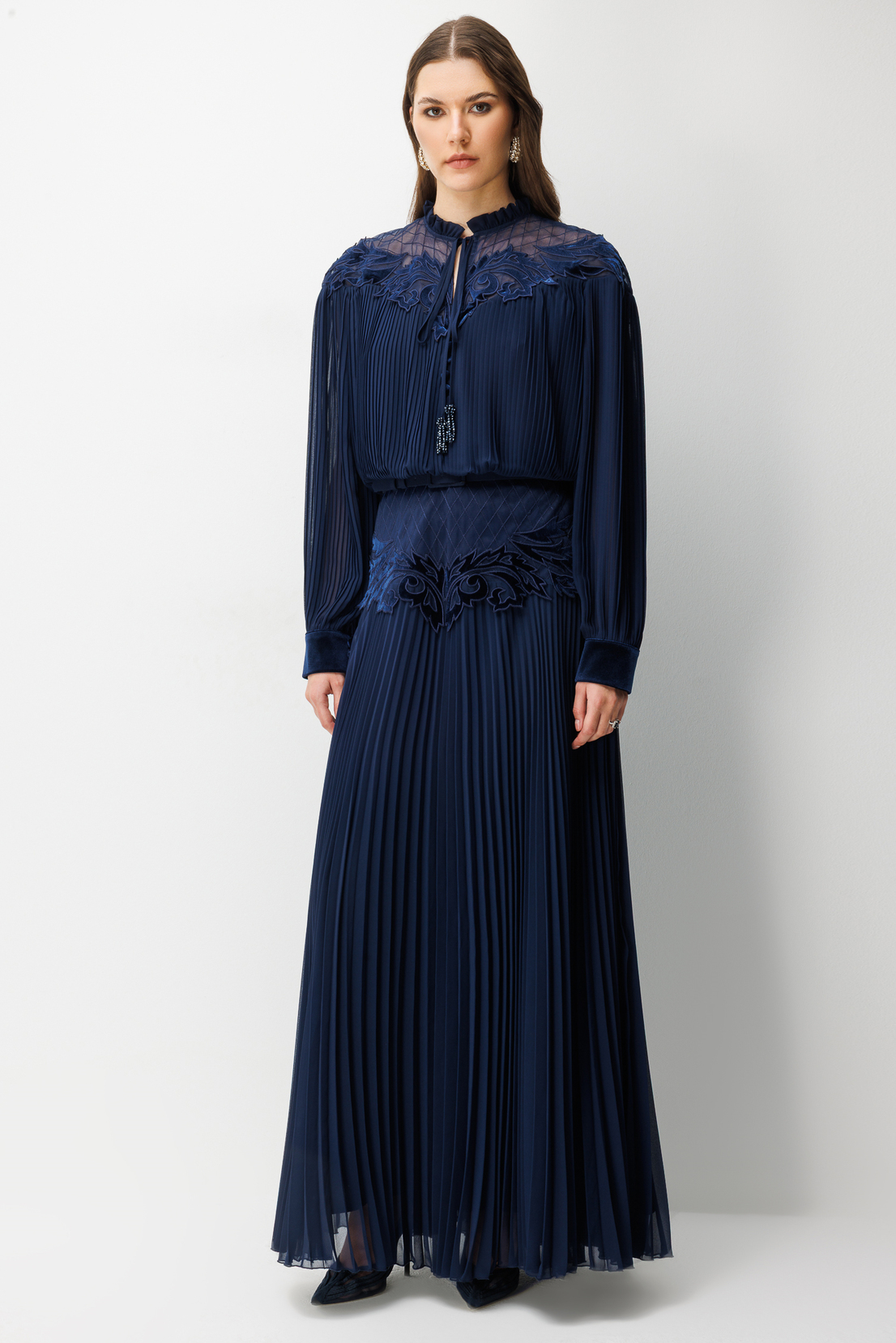 Yaka Bel Dantel İşleme Detay Maxi Boy Elbise LACİVERT