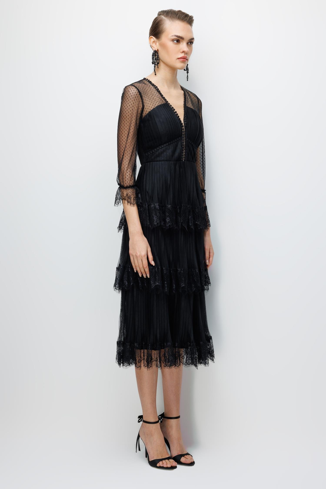 Yaka Birit Detaylı Tül Etek Elbise SİYAH