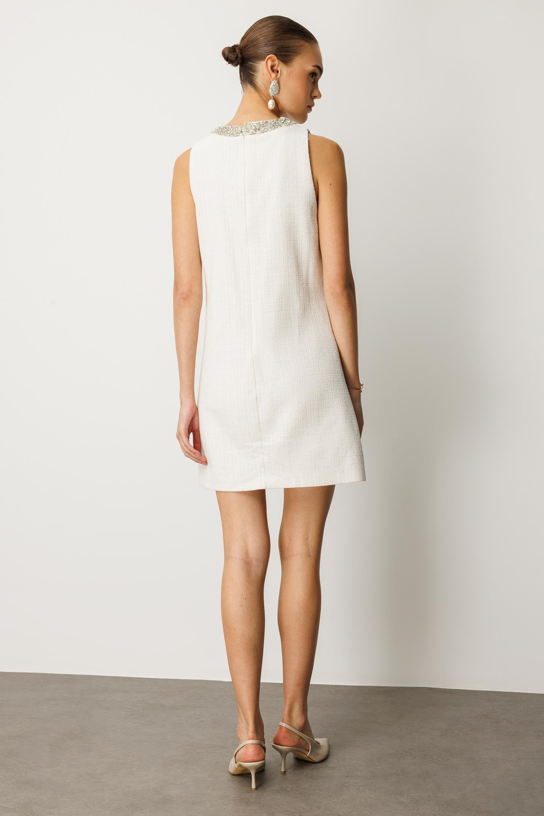 Yaka İşleme Detaylı Elbise EKRU