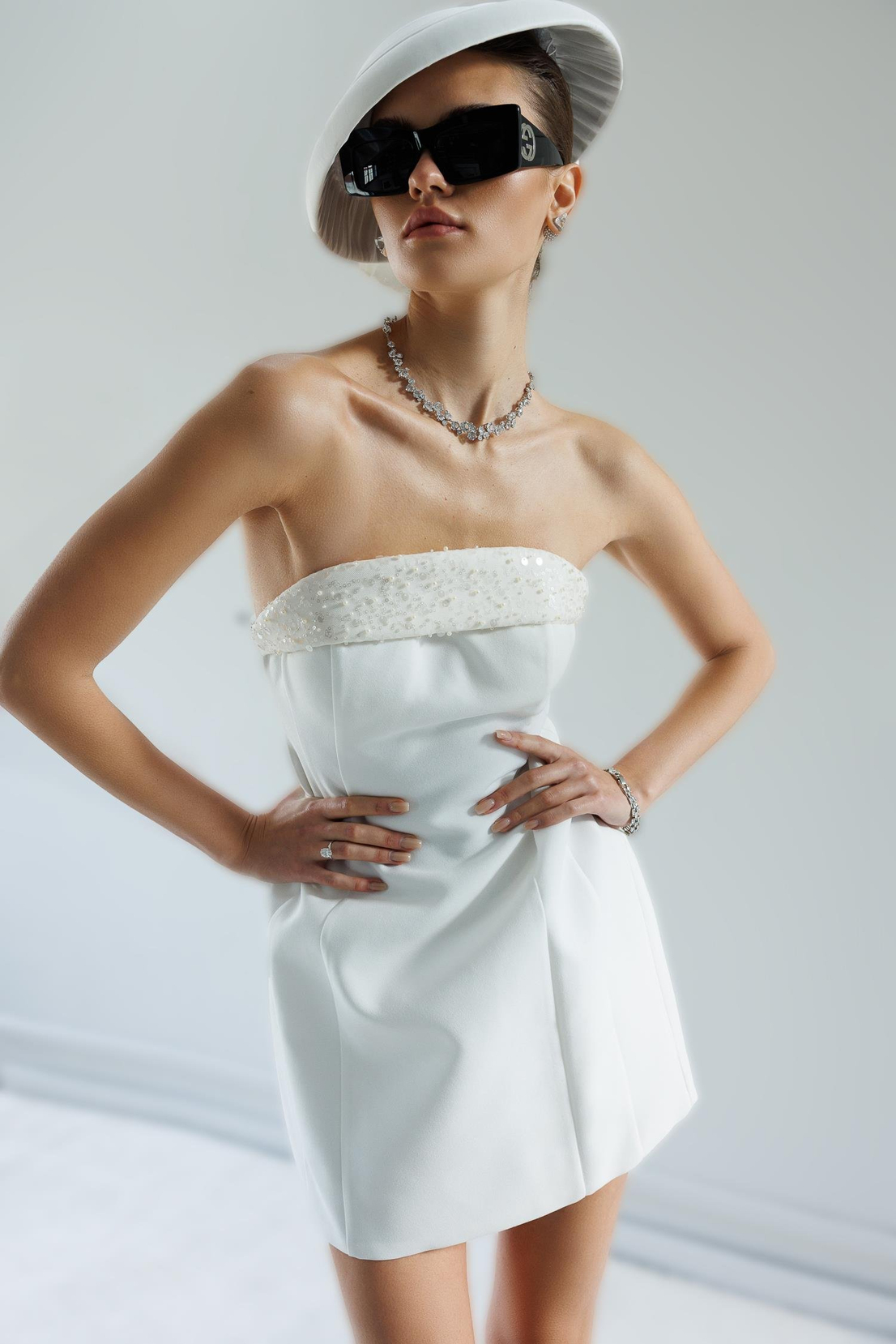 Yaka İşleme Detaylı Mini Elbise EKRU