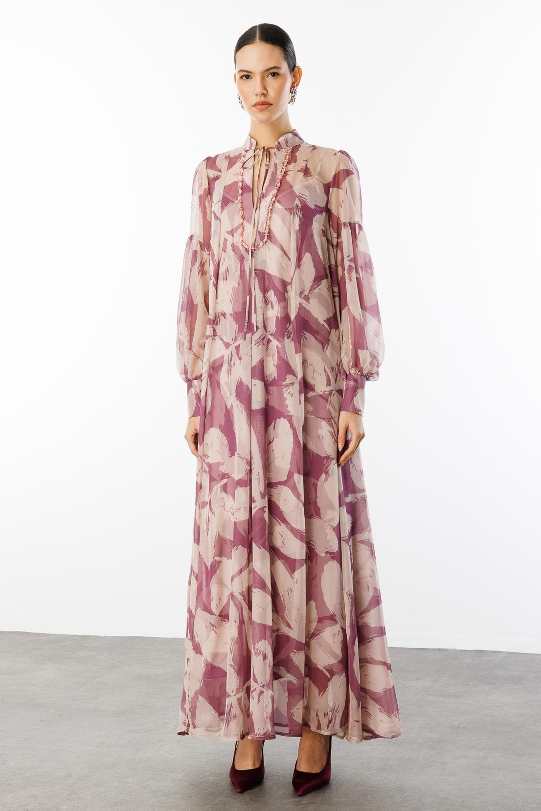 Yaka Taş İşlemeli Dijital Elbise PUDRA