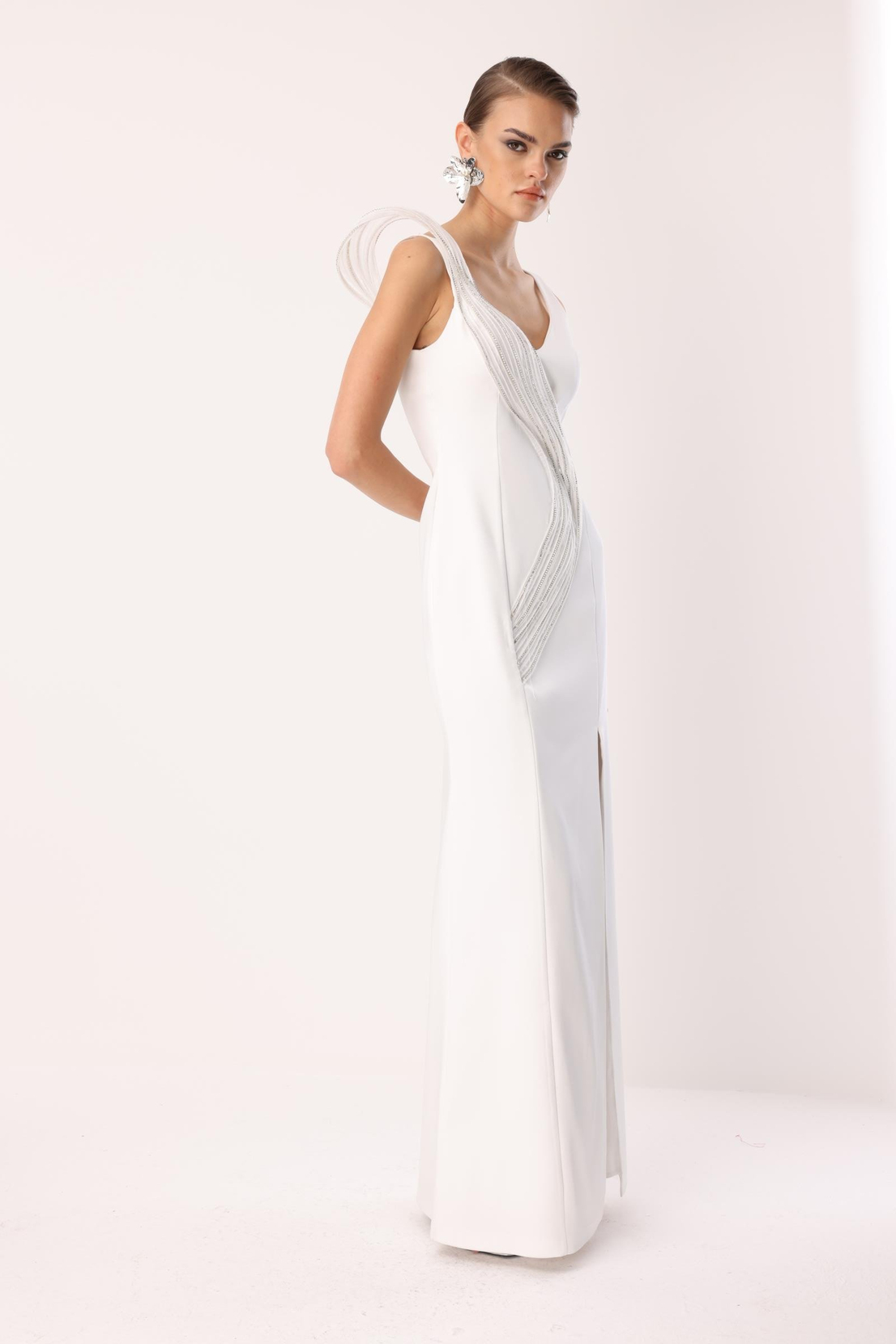 Yaka Volan Detay Yırtmaçlı Maxi Abiye EKRU