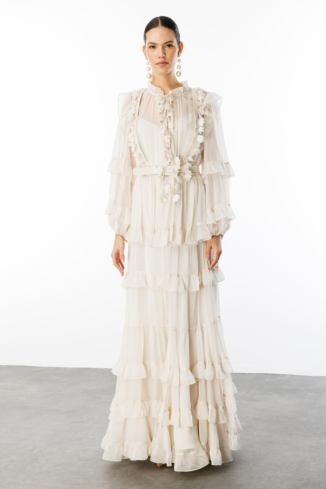 Yaka Volan Detaylı Maxi Boy Şifon Elbise EKRU