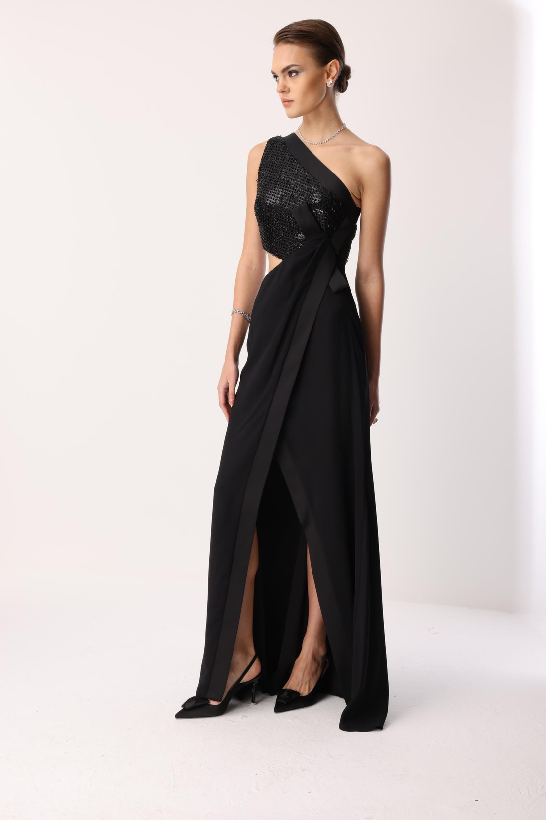 Yandan Fiyonk Uzun Elbise SİYAH