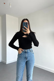 Siyah Önü Düğümlü Fitilli Bluz