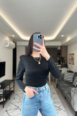 Siyah Simli Vatkalı Bluz