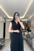 Siyah Önü Düğümlü Vatkalı Elbise