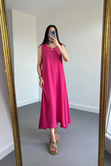 Wila Pembe Dökümlü Elbise