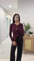 Jesla Bordo Gold Düğme Detaylı Bluz