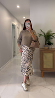 Kolres Bej Zebra Desenli Saten Etek