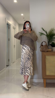 Kolres Bej Zebra Desenli Saten Etek
