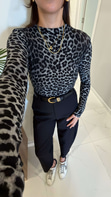 Liwra Gri Transparan Leopar Desenli Bluz