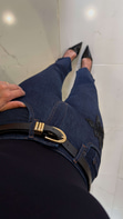 Modes Dark Blue Boncuklu Kesik Paça Jean