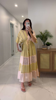 Rokle Pembe Sarı Desenli Elbise