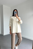 Ekru Omuz Detaylı Sweatshirt