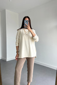 Ekru Omuz Detaylı Sweatshirt