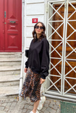 Siyah Kol Detaylı Sweatshirt