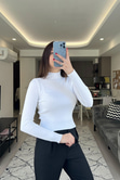 Beyaz Balıkçı Yaka Kazak