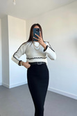 Ekru Siyah Şerit Detaylı Triko