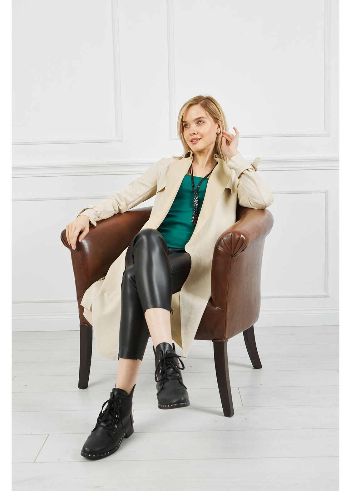 Apoletli Trençkot-Taş