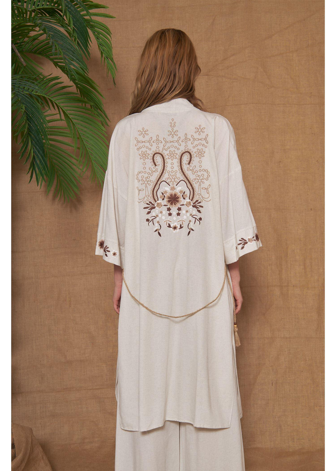 Arkası Nakışlı Keten Kimono-Taş