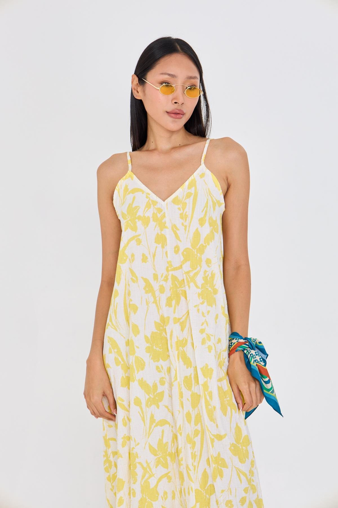 Ayarlanabilir Askılı Desenli Elbise