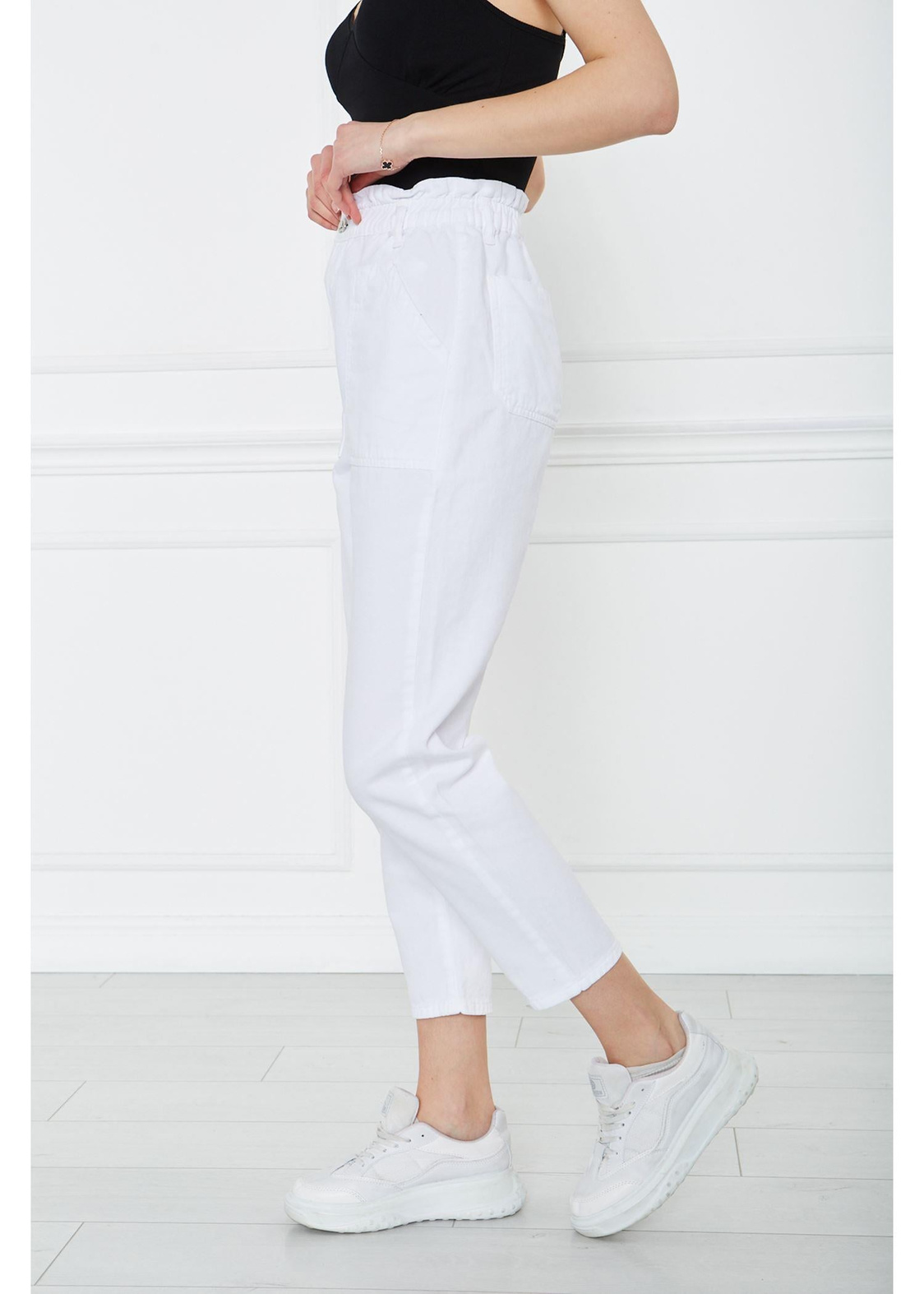 Beli Lastikli Cepli Gabardin Pantolon-Beyaz