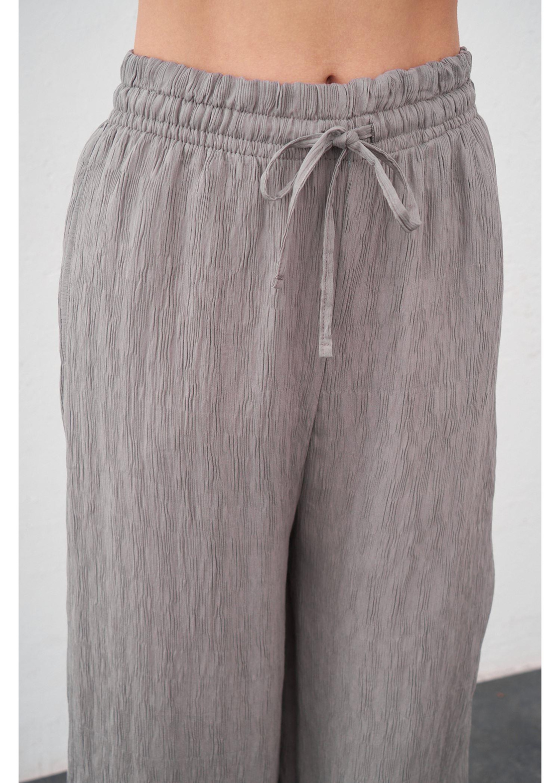 Beli Lastikli Plise Pantolon-Gri