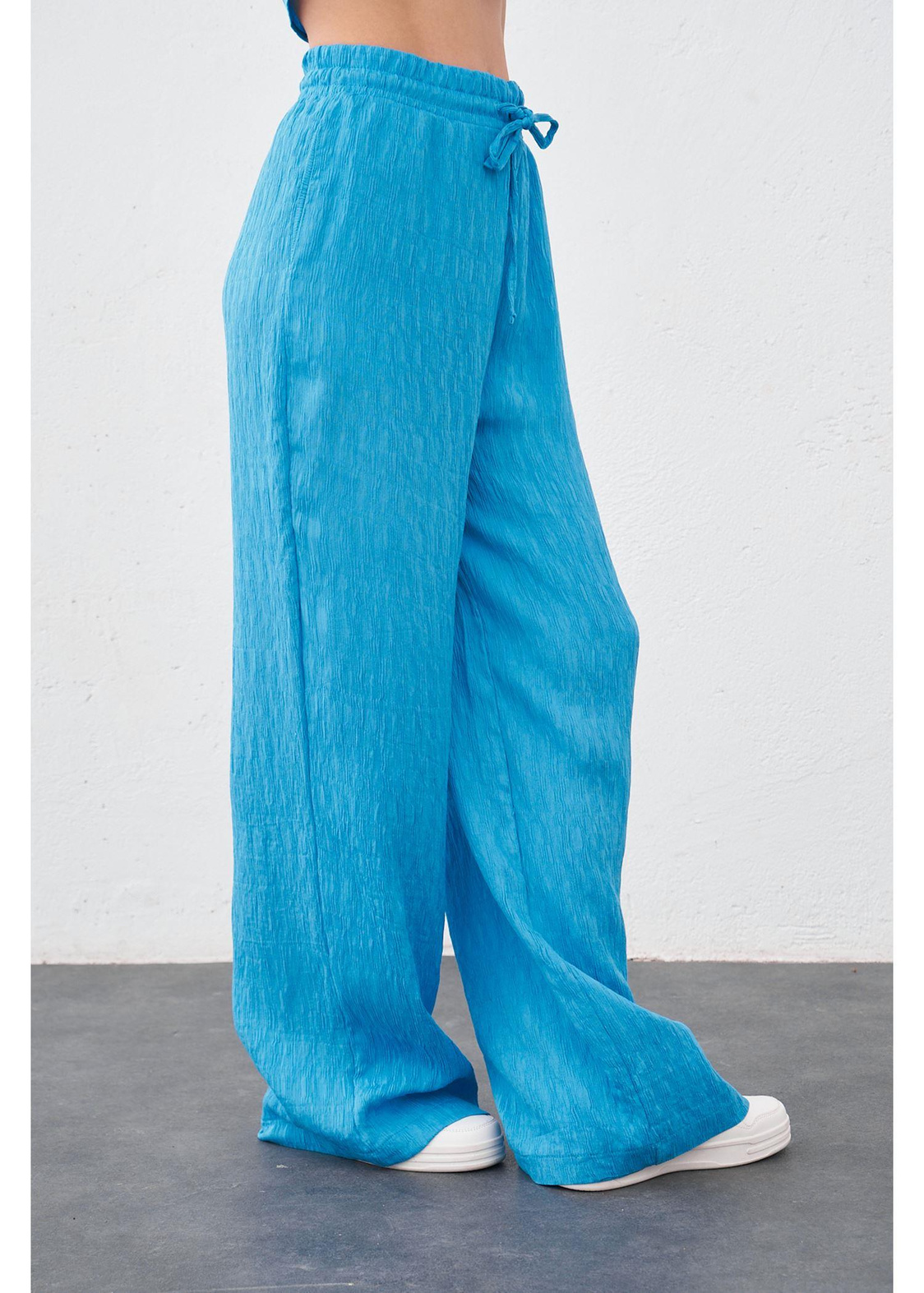 Beli Lastikli Plise Pantolon-Mavi