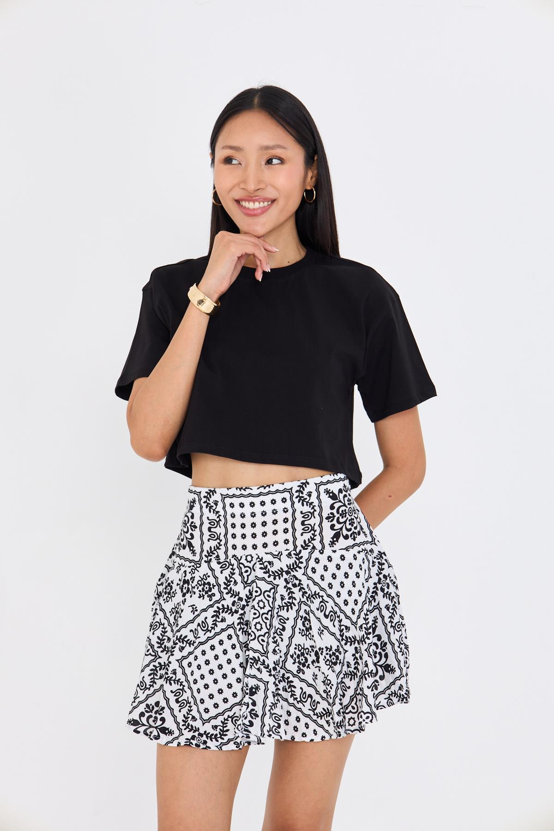 Bisiklet Yaka Crop Tişört