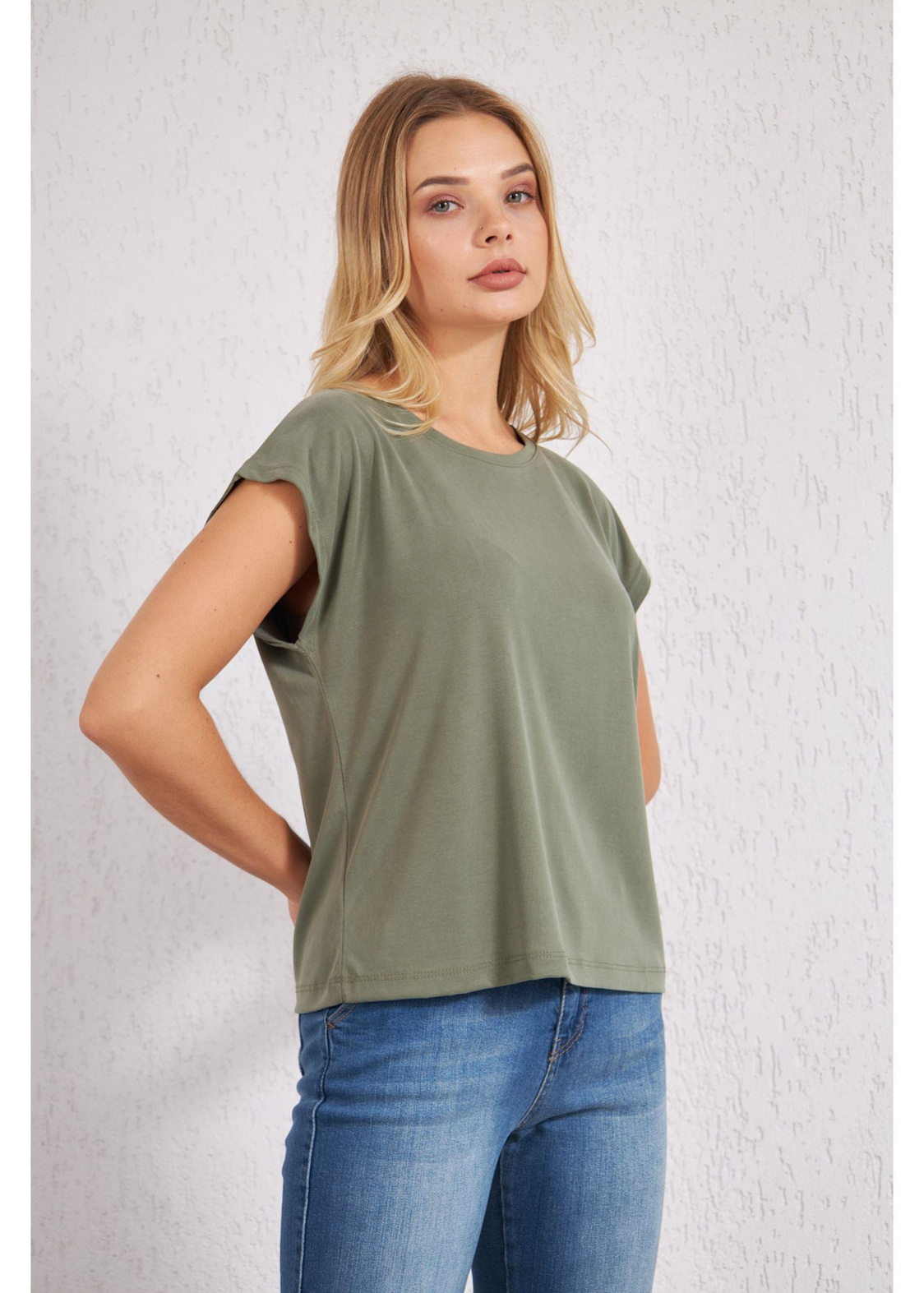 Bisiklet Yaka Kolsuz Tshirt-Haki