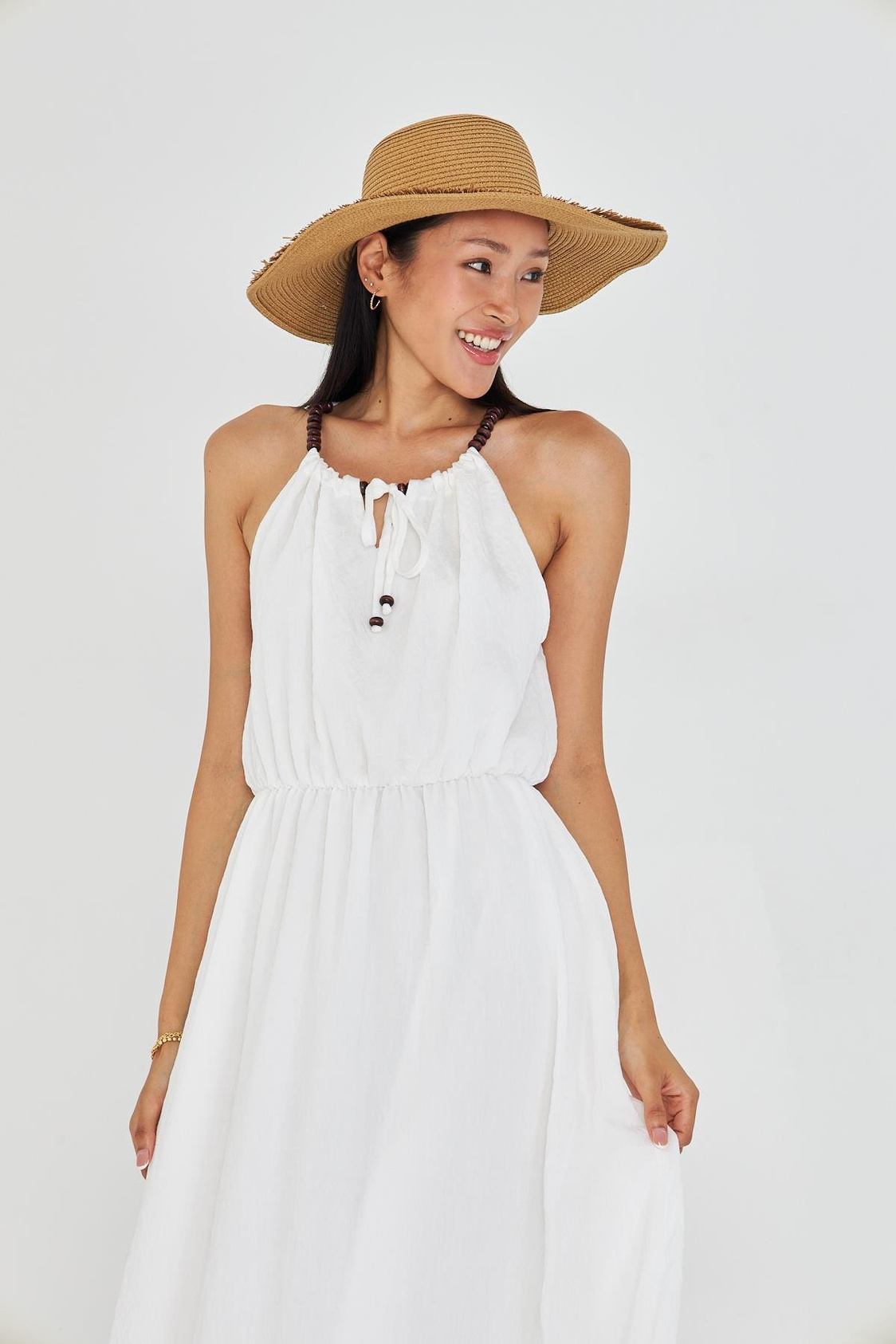 Boncuk Detaylı Askılı Elbise