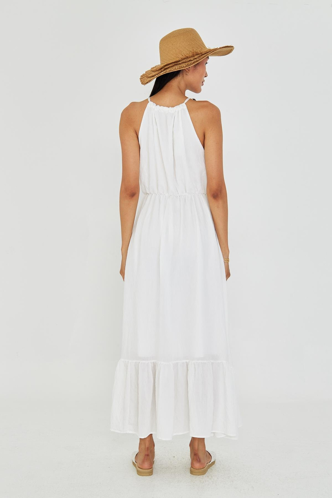 Boncuk Detaylı Askılı Elbise