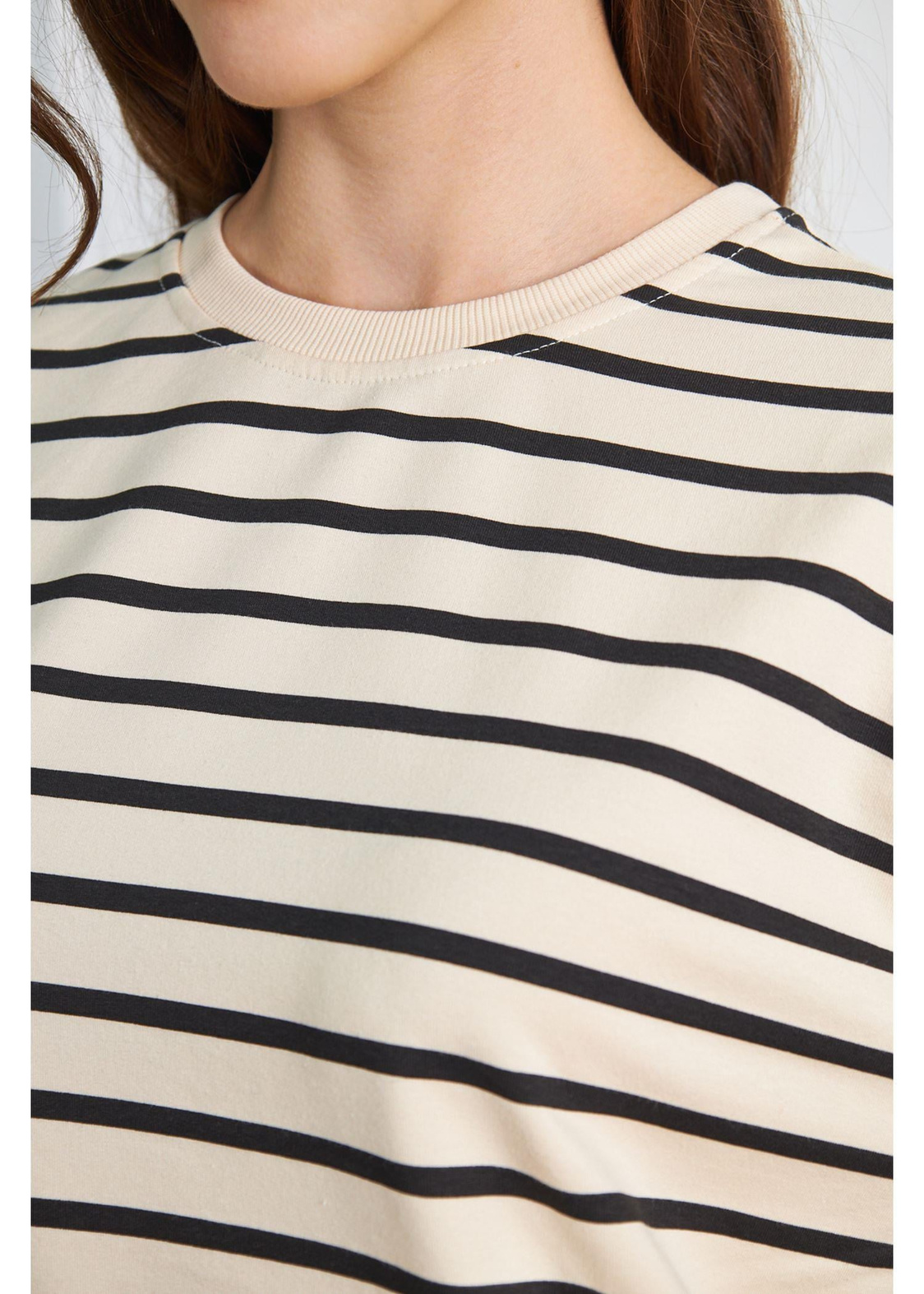 Çizgili Basic Sweatshirt-Siyah